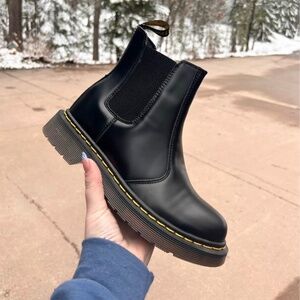 Doc Martens Chelsea Boots